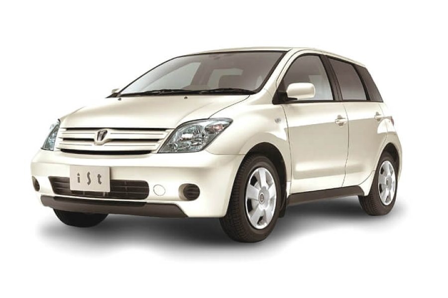 Toyota IST